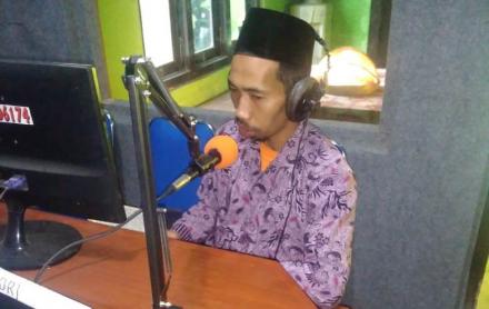 Radio Citra Desa Murtigading Siarkan Kultum Sore